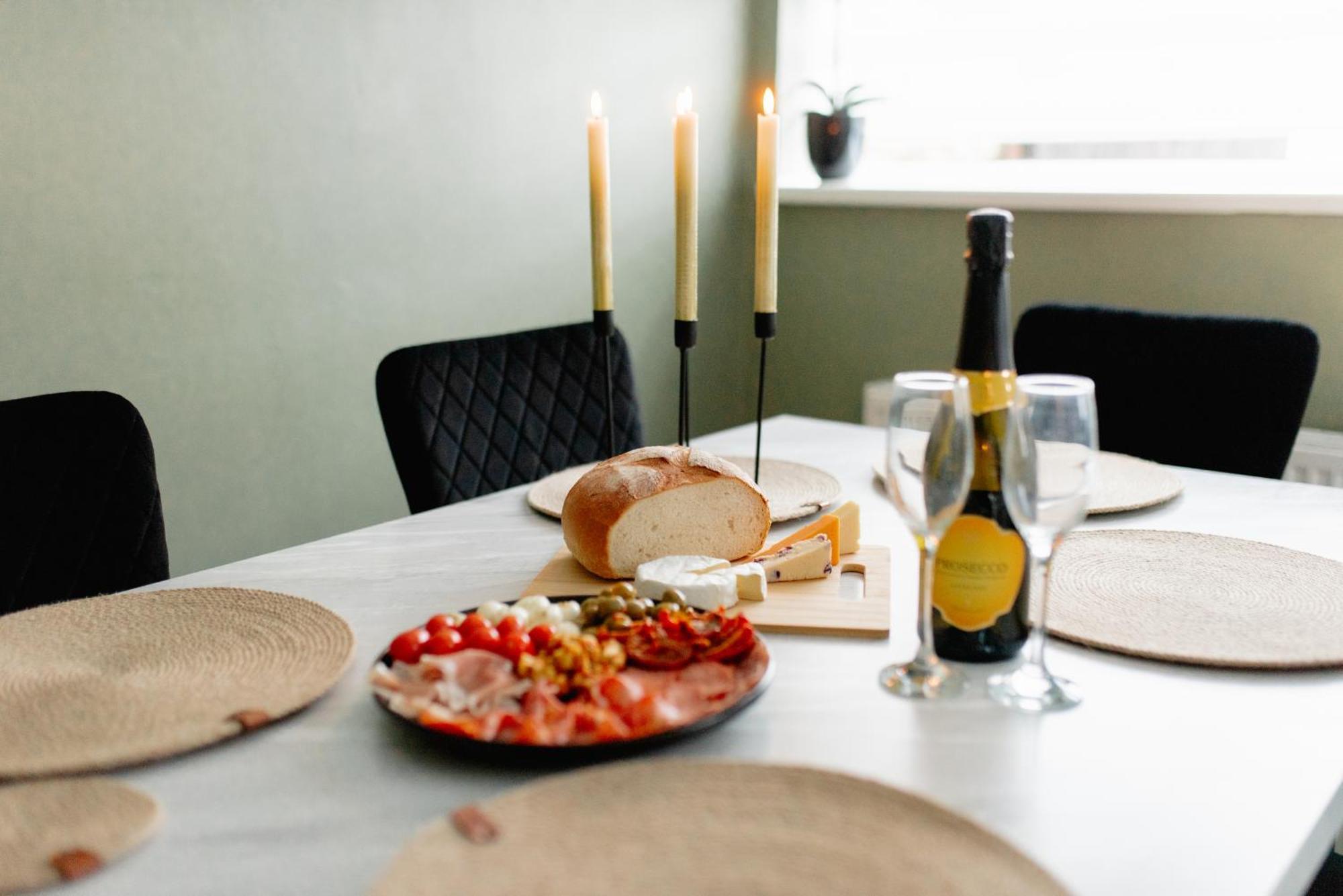 Bowling Terrace By Above Rubies - Stylish, 3 Bedroom, Pet Friendly House In 斯基普顿 外观 照片