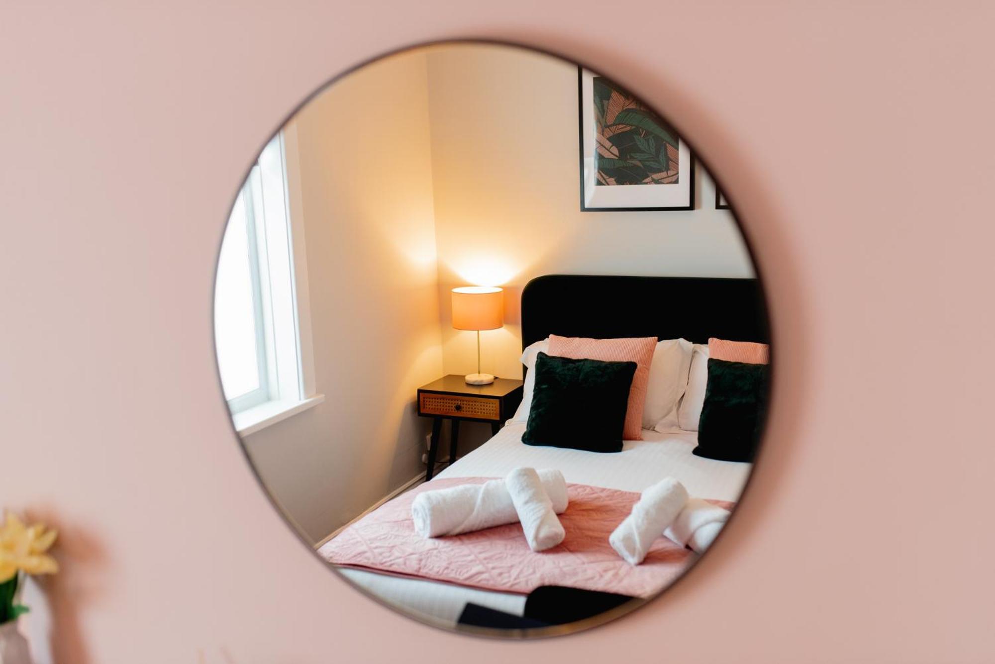Bowling Terrace By Above Rubies - Stylish, 3 Bedroom, Pet Friendly House In 斯基普顿 外观 照片